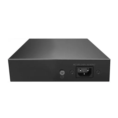 SW-4-POE-SWITCH: Efficient Power and Data Management for IP Camera Systems